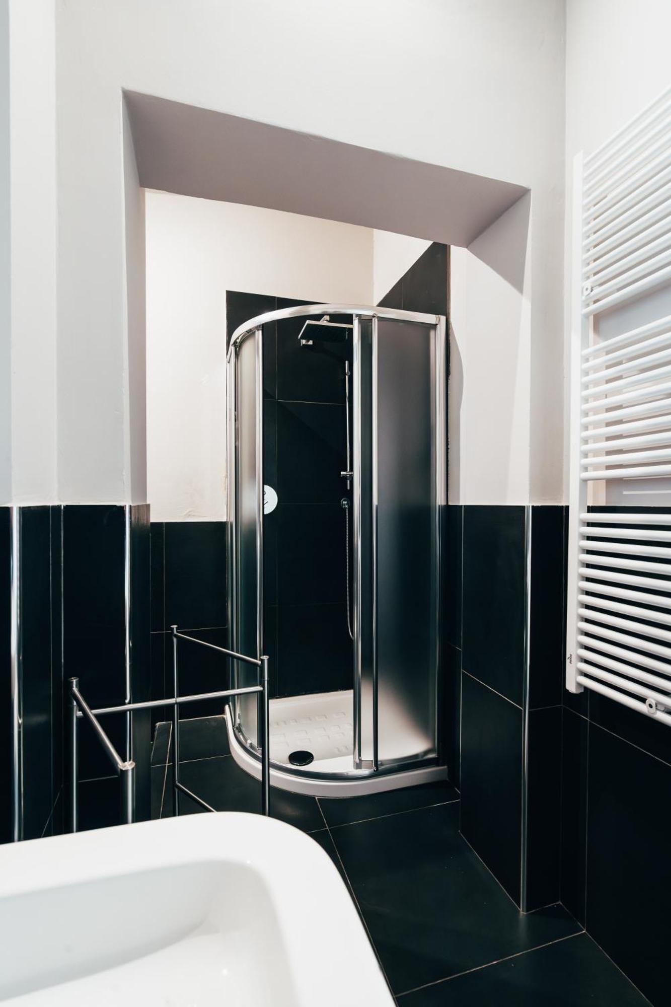Bologna Suites - Private Bathroom Zewnętrze zdjęcie