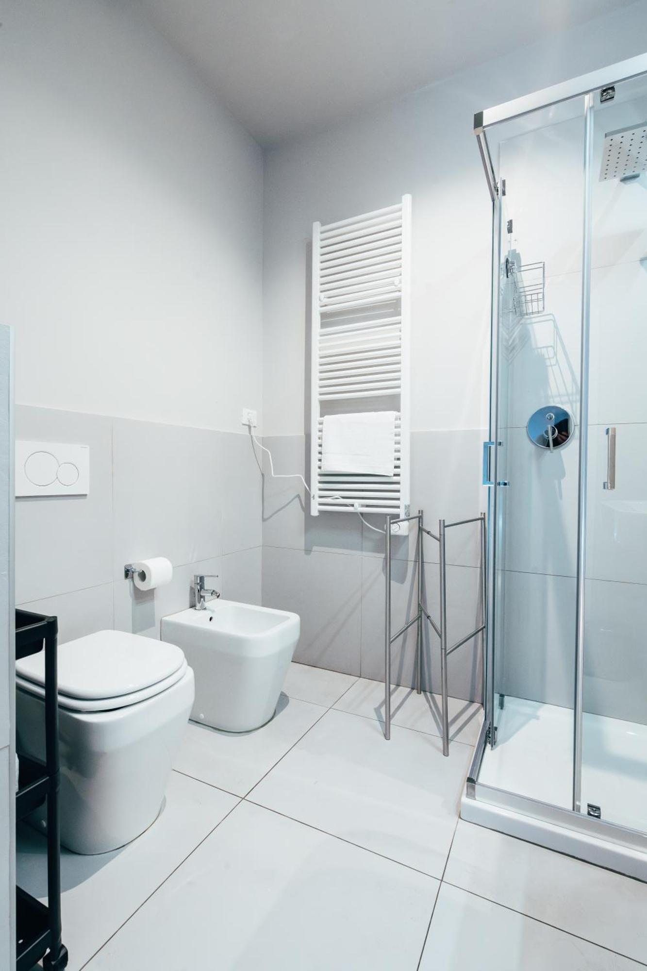 Bologna Suites - Private Bathroom Zewnętrze zdjęcie