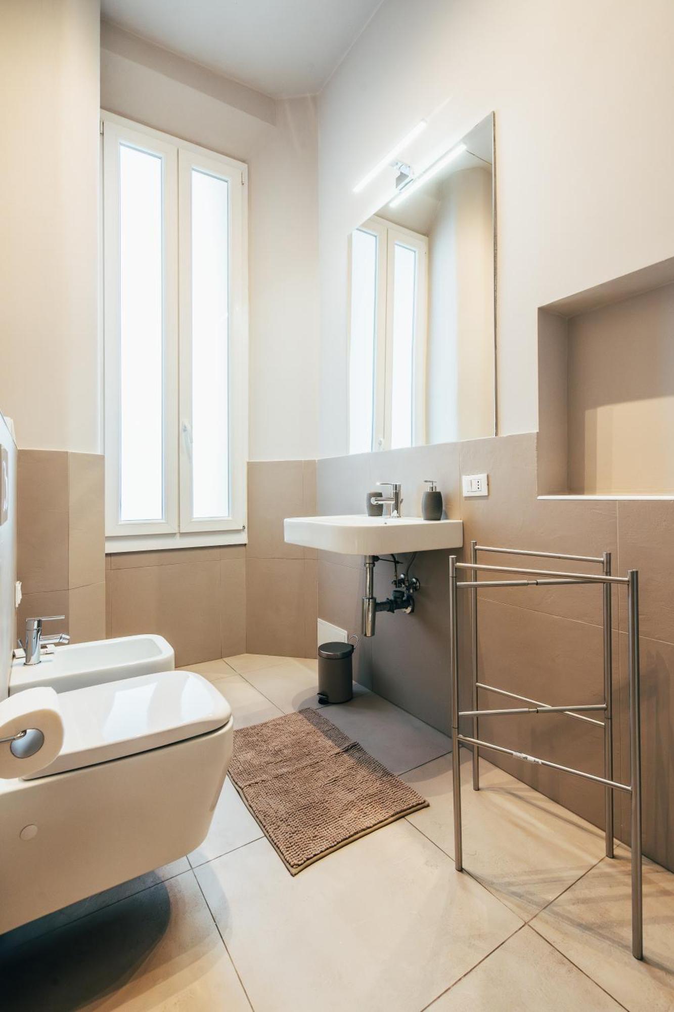 Bologna Suites - Private Bathroom Zewnętrze zdjęcie
