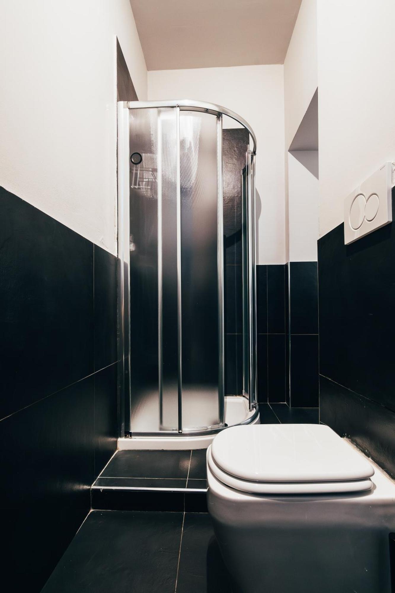 Bologna Suites - Private Bathroom Zewnętrze zdjęcie